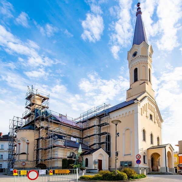 Kirchendachsanierung