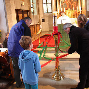 Familienmesse mit Ministrantenaufnahme am 17.11.2013